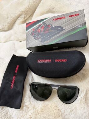 Brand New Authentic Carrera Sunglasses Ducati Carduc 030/S V6DXT 67mm Frame